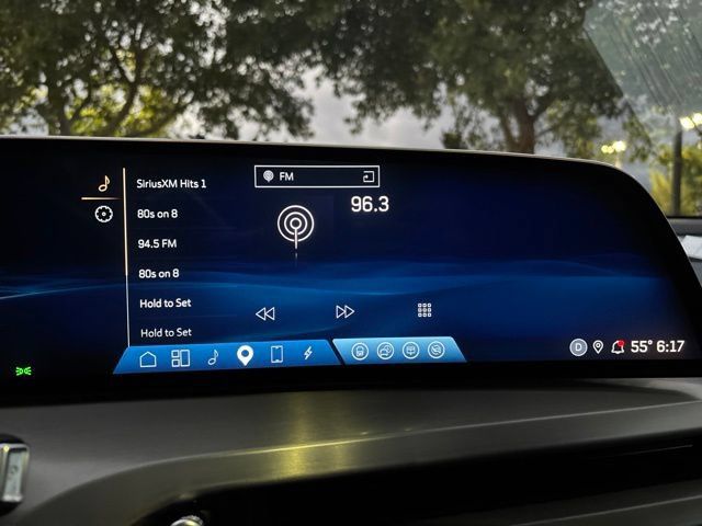 Certified 2026 Cadillac Vistiq Premium Luxury AWD/4WD image 25