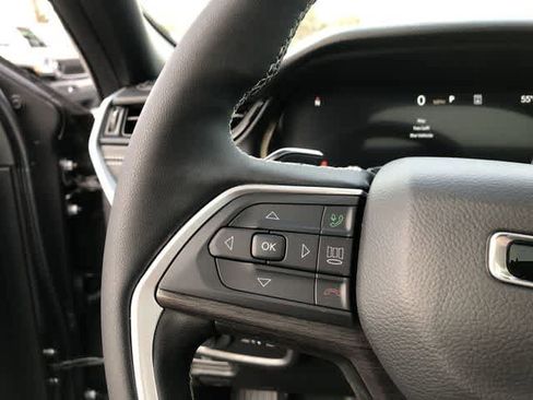 New 2026 Jeep Grand Cherokee Altitude image 22