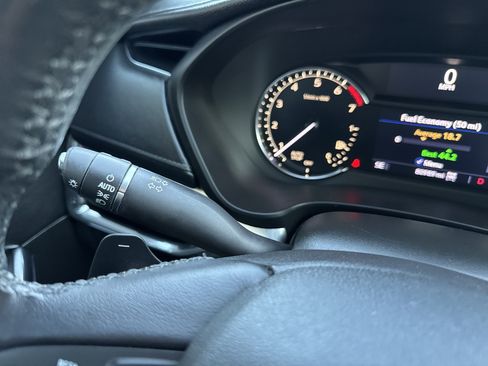 Used 2020 Cadillac XT4 Premium Luxury image 35