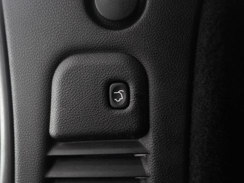 Used 2021 Dodge Durango SXT image 12