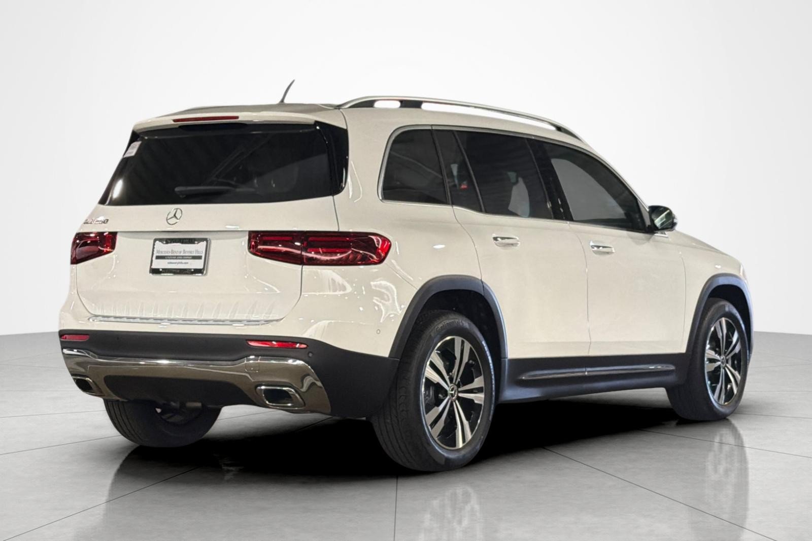 New 2026 Mercedes-Benz GLB 250 image 5
