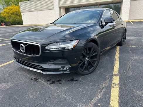 Used 2018 Volvo S90 T5 Momentum w/ Convenience Package AWD/4WD image 1
