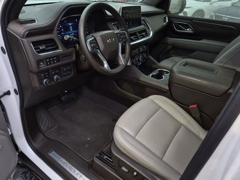 Used 2024 Chevrolet Tahoe Z71 w/ Off-Road Capability Package image 13