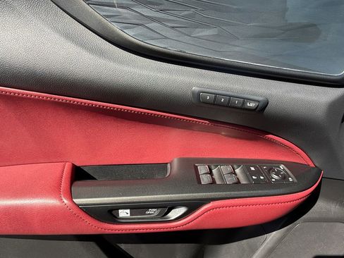 Used 2023 Lexus NX 350 AWD image 11