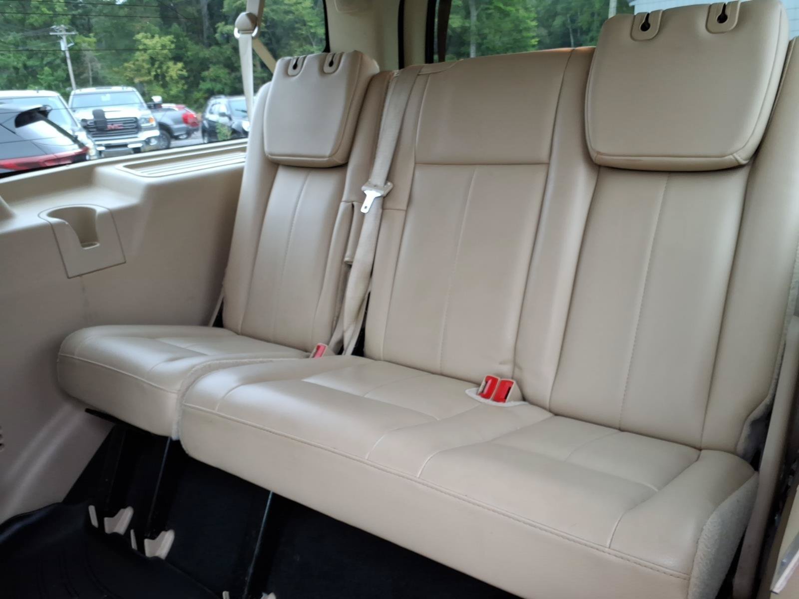Used 2017 Ford Expedition EL Limited RWD image 13
