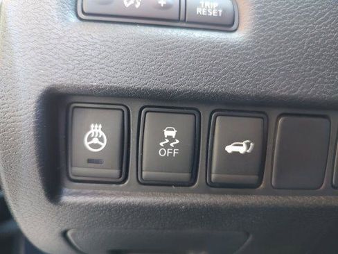 Used 2018 Nissan Murano Platinum image 19