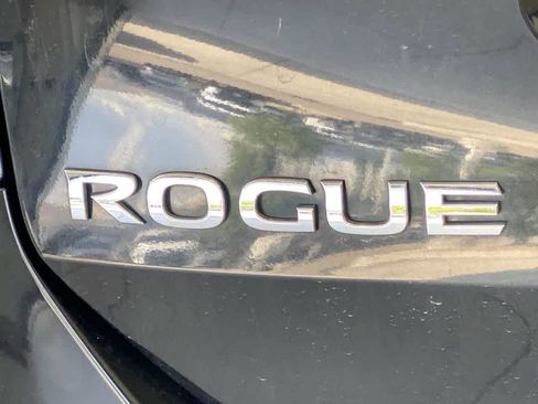 Used 2016 Nissan Rogue SL w/ SL Premium Package AWD/4WD image 11