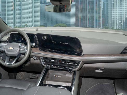 Used 2025 Chevrolet Tahoe LT image 22