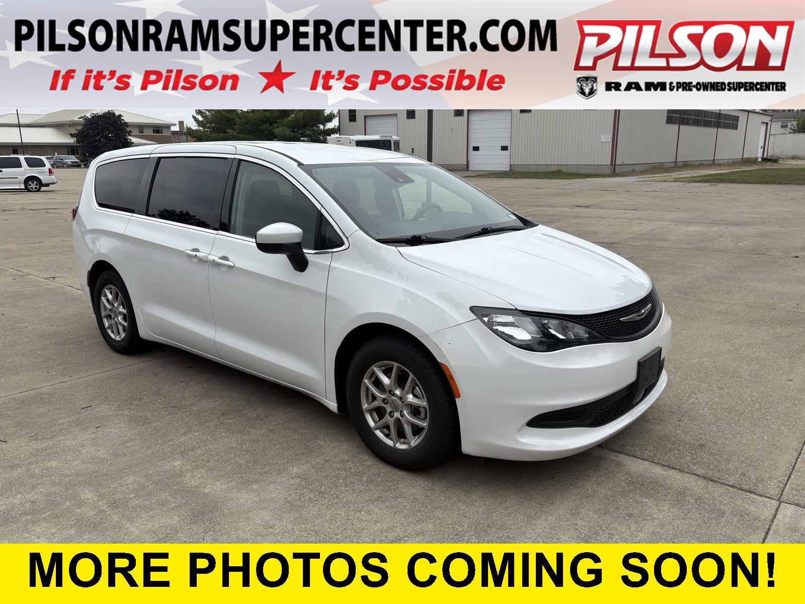 Used 2023 Chrysler Voyager LX FWD image 1