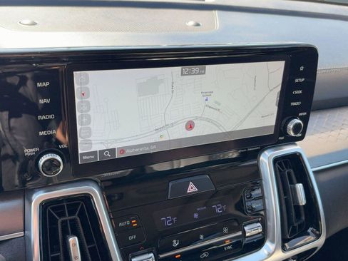 Used 2022 Kia Sorento SX image 22