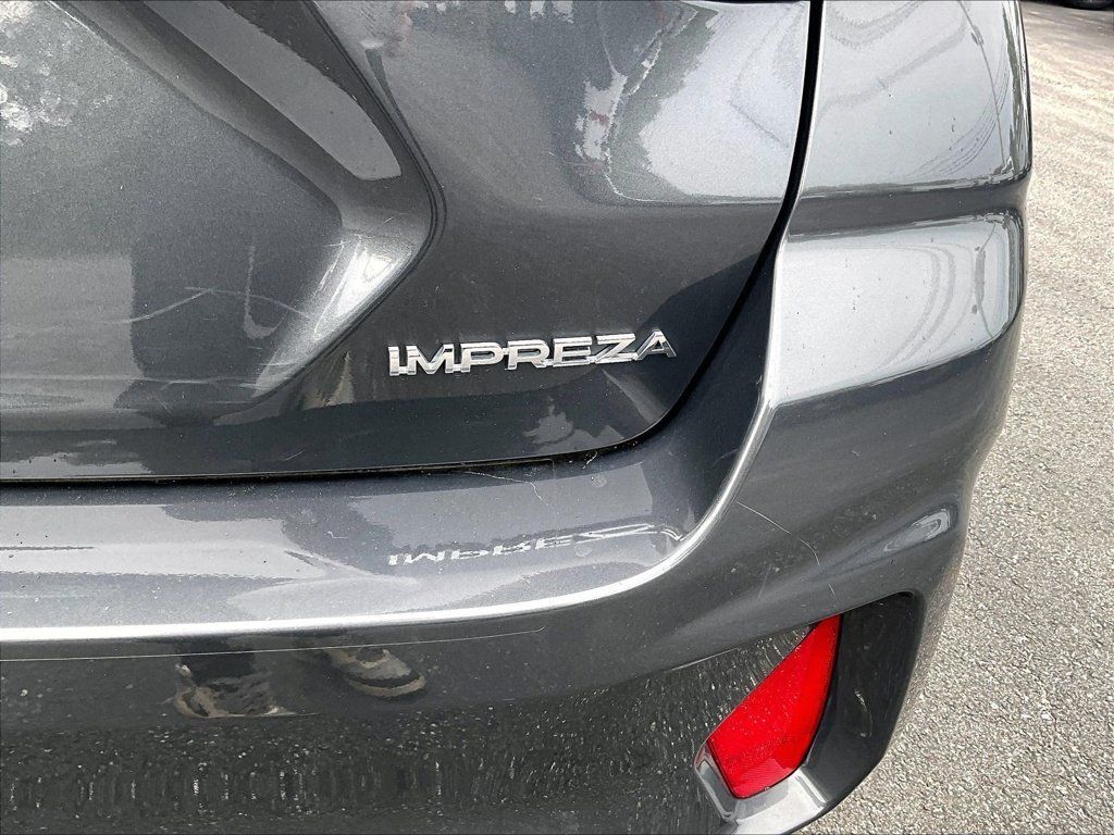 Used 2025 Subaru Impreza 2.0i AWD/4WD image 28