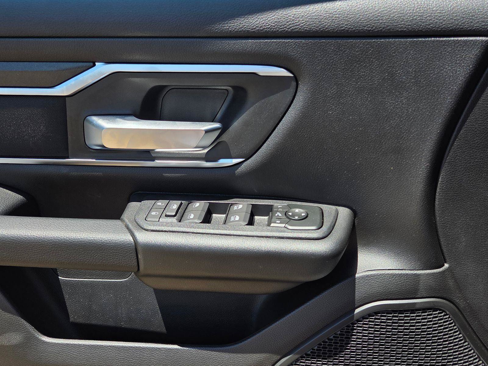 New 2026 RAM 1500 Big Horn AWD/4WD image 17