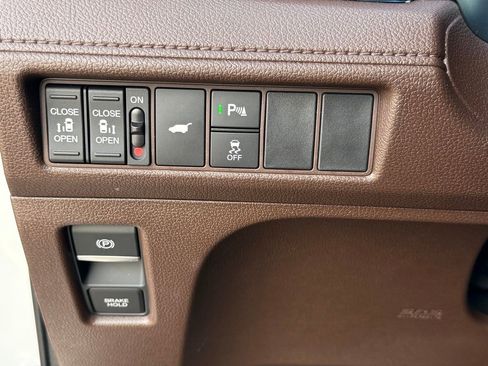 Certified 2026 Honda Odyssey Elite image 50