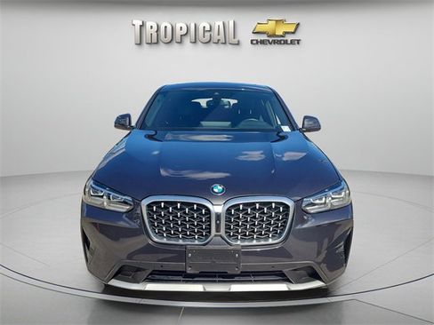 Used 2023 BMW X4 xDrive30i image 8