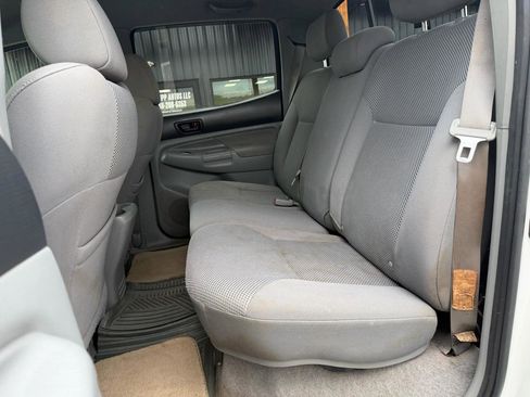 Used 2005 Toyota Tacoma 4x4 Double Cab image 15