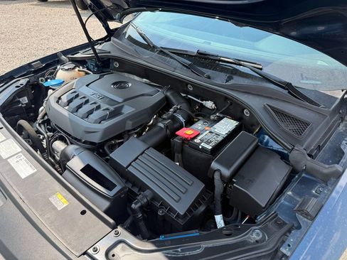 Used 2018 Volkswagen Passat 2.0T SE FWD image 38
