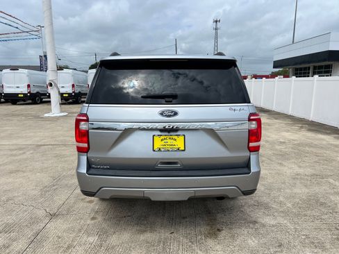 Used 2021 Ford Expedition XLT RWD image 4