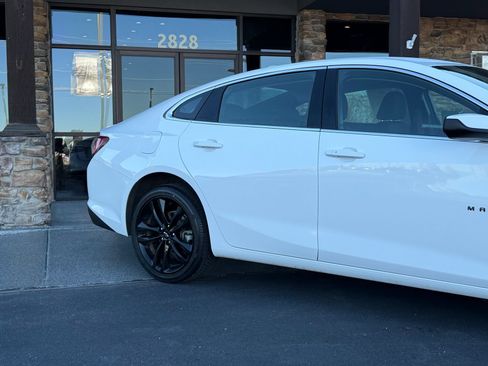 Used 2024 Chevrolet Malibu LT w/ Sport Edition FWD image 5