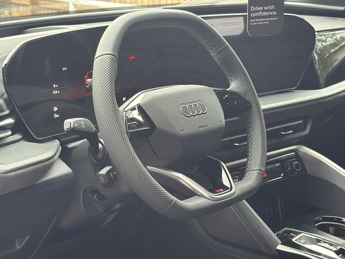 New 2025 Audi SQ5 Premium Plus image 10