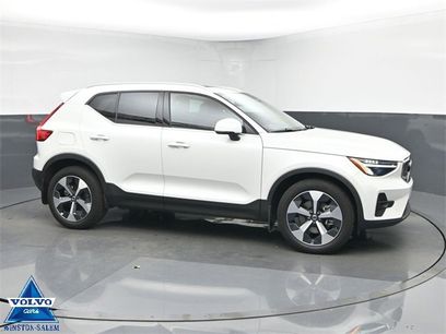 Used 2023 Volvo XC40 B4 Plus w/ Protection Package Premier