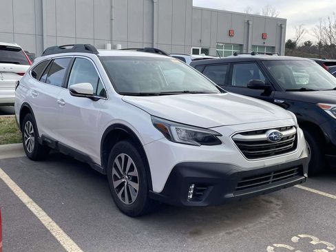 Used 2020 Subaru Outback Premium image 1