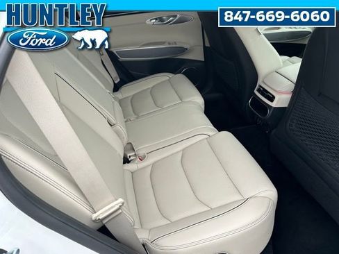 Used 2023 Genesis GV70 2.5T w/ Advanced Package image 9