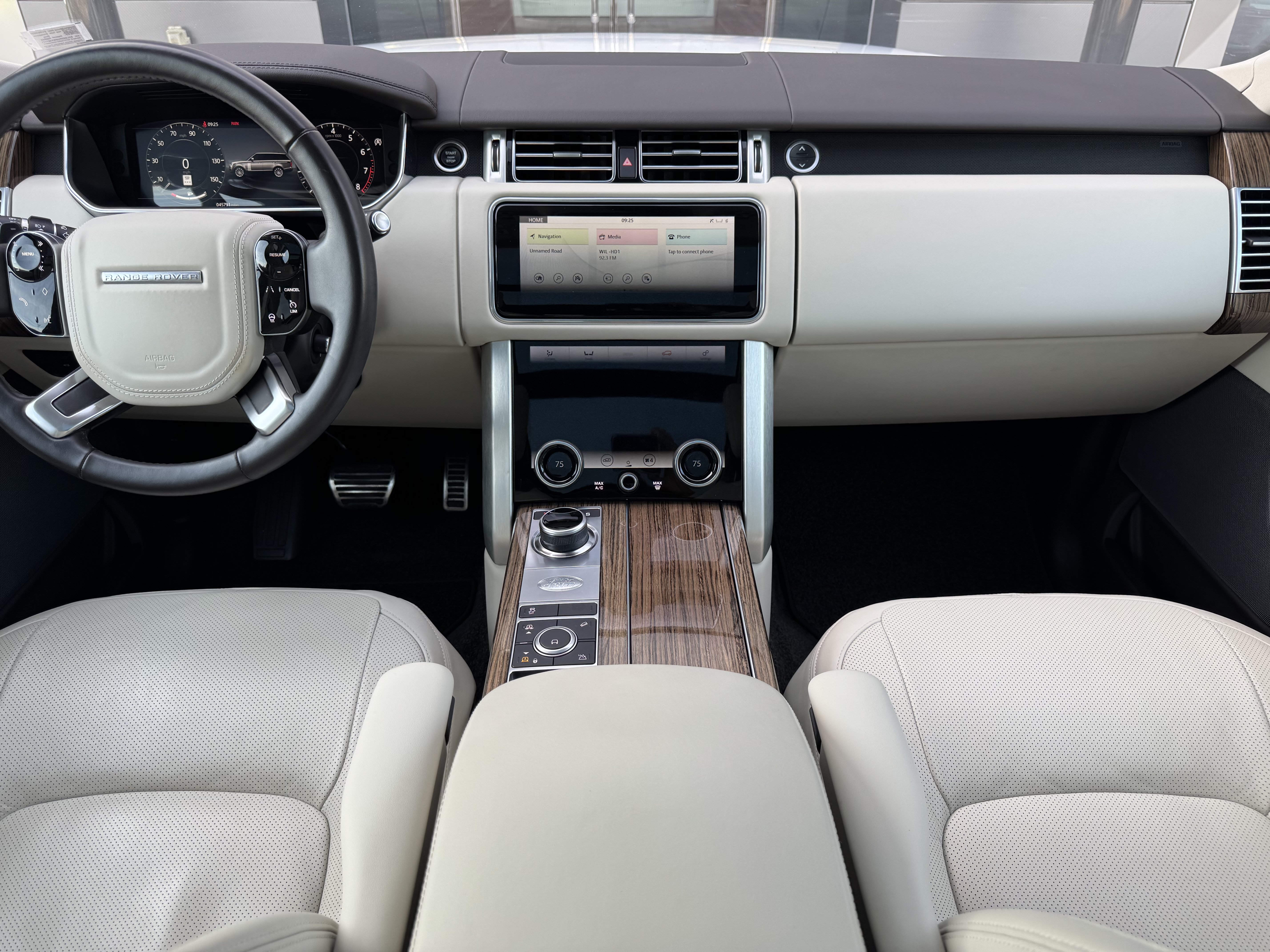 Used 2022 Land Rover Range Rover Westminster Edition AWD/4WD image 4