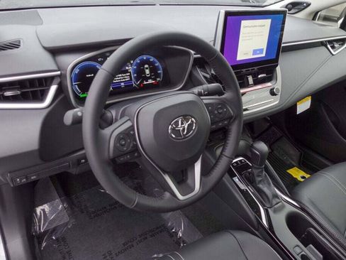 New 2026 Toyota Corolla XLE image 9