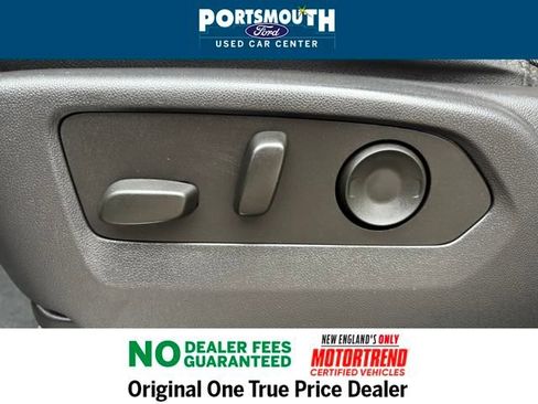 Used 2024 Chevrolet Silverado 1500 High Country w/ Technology Package image 24