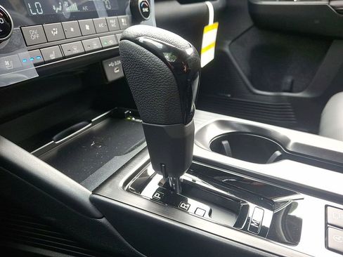 New 2026 Subaru Outback Touring XT AWD/4WD image 15