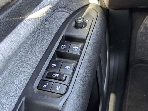 Used 2024 Jeep Compass Latitude image 7