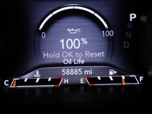 Used 2022 Jeep Cherokee Trailhawk w/ Comfort/Convenience Group AWD/4WD image 16