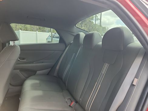 Used 2024 Hyundai Elantra SEL image 16