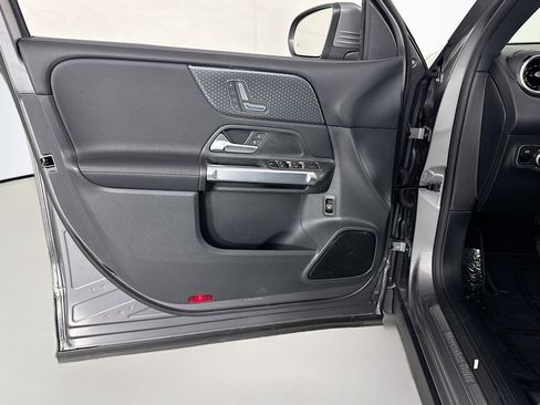 New 2026 Mercedes-Benz GLB 250 image 20