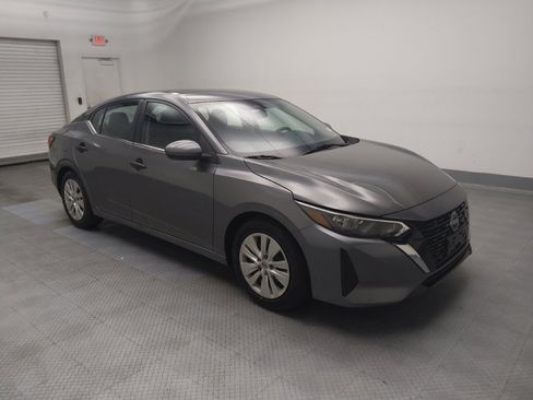 Used 2024 Nissan Sentra S FWD image 11