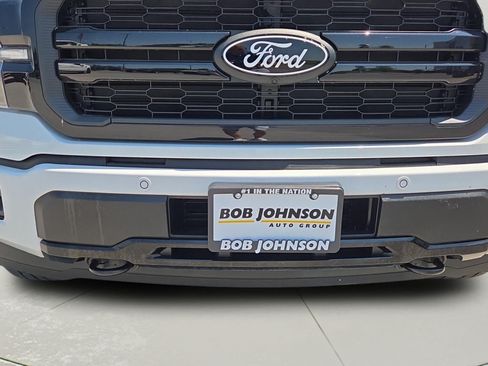 Used 2025 Ford F150 Lariat AWD/4WD image 9
