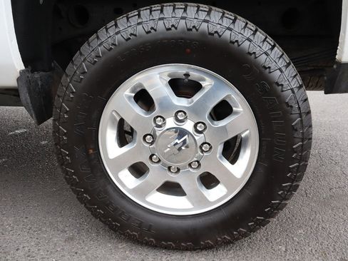 Used 2015 Chevrolet Silverado 2500 LTZ image 41