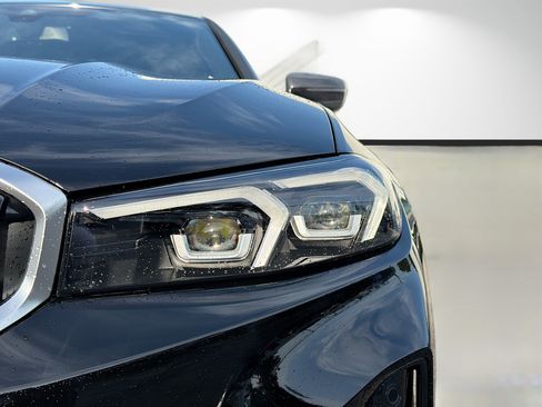 New 2026 BMW 330i Sedan w/ Convenience Package RWD image 9