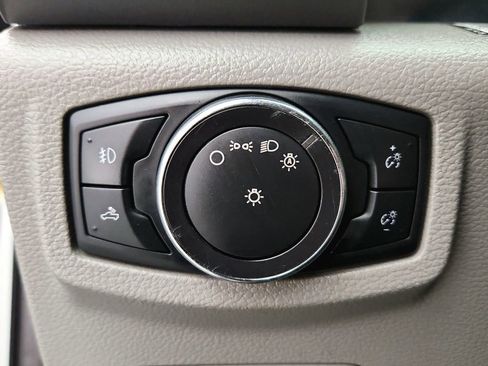 Used 2016 Ford F150 XLT image 18