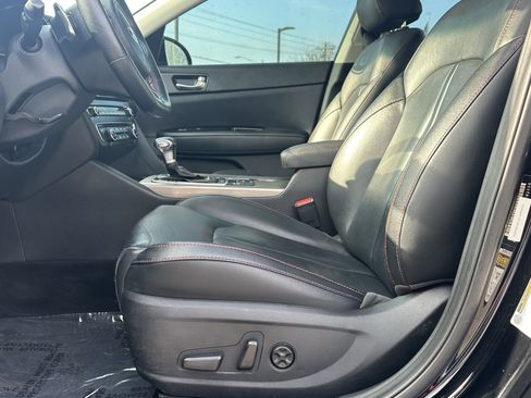 Used 2018 Kia Optima SX w/ Technology Package image 12