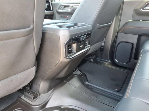 Used 2024 GMC Sierra 1500 AT4 w/ Technology Package AWD/4WD image 22