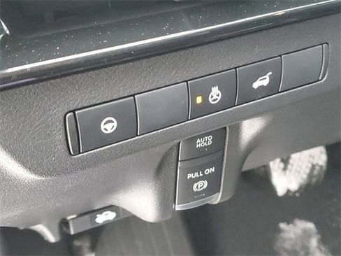 Certified 2025 Nissan Murano SL image 9