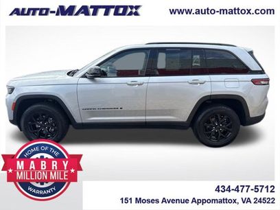 Used 2025 Jeep Grand Cherokee Altitude