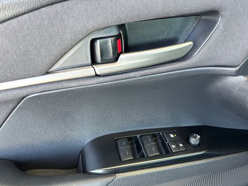 Used 2026 Toyota Camry LE FWD image 10