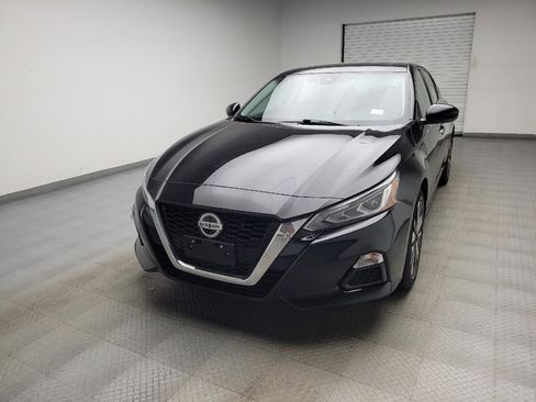 Used 2021 Nissan Altima 2.5 SV w/ SV Premium Package AWD/4WD image 15