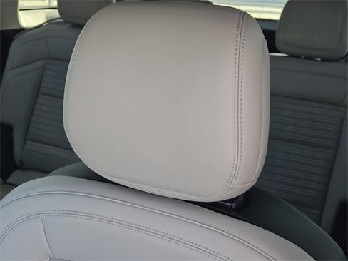 New 2026 Lincoln Nautilus Reserve image 14