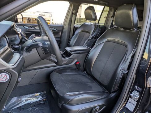 Used 2023 Jeep Grand Cherokee Altitude image 23