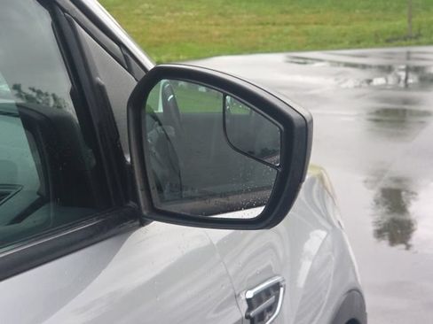 Used 2018 Ford Escape S FWD image 6