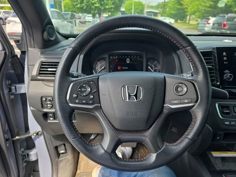 Used 2023 Honda Passport TrailSport image 13