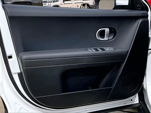 Certified 2024 Hyundai Ioniq 5 SEL image 19